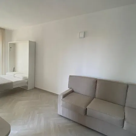 Sorgente Szálloda 3*